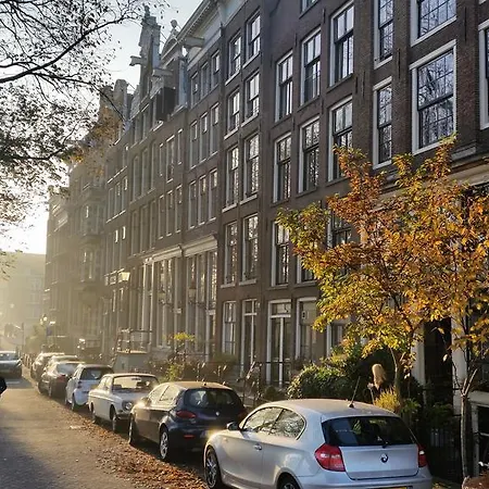 Bed & Breakfast De Baronie Amsterdam