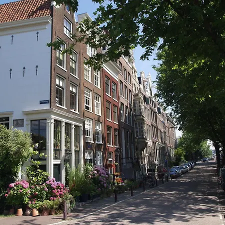 Bed & Breakfast De Baronie Amsterdam