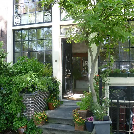 Bed & Breakfast De Baronie Amsterdam